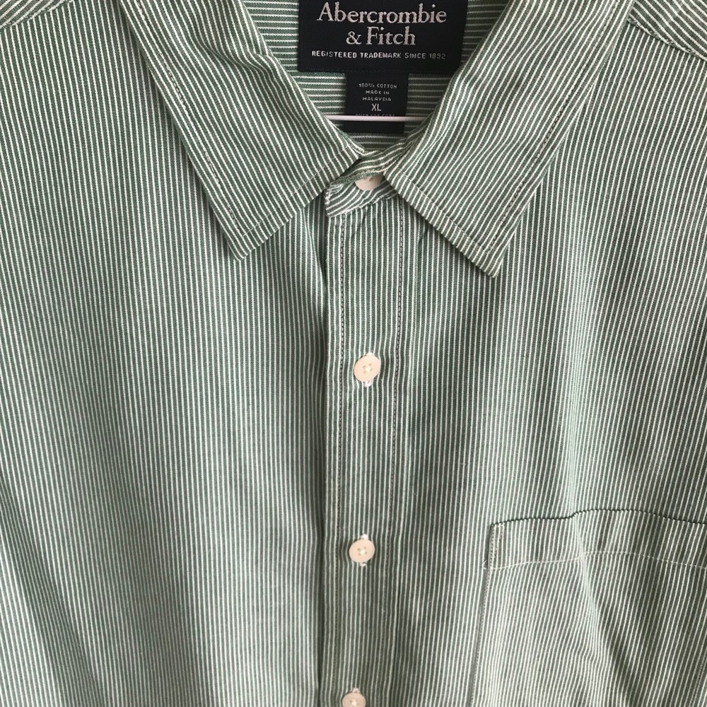 ABERCROMBIE & FITCH MENS SHORT SLEEVE COTTON BUTTON DOWN SHIRT XL - Picture 3 of 5